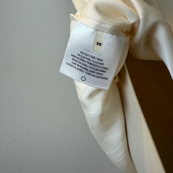 ELIE TAHARI for BERGDORF GOODMAN SILK TOP - Picture 6 of 7